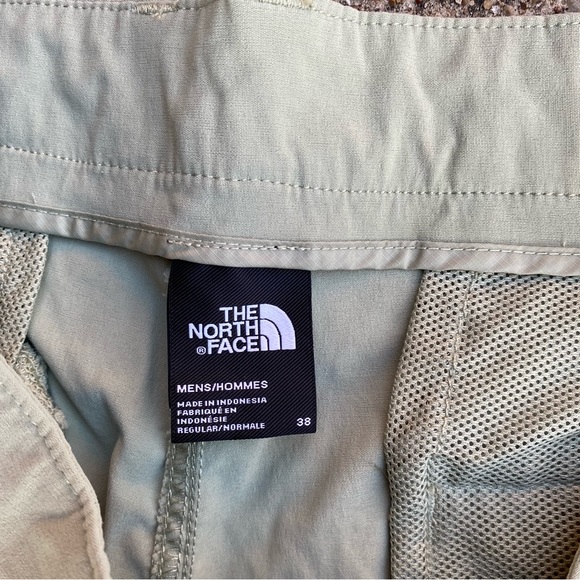 The North Face Sprag 5-Pocket Stretch Hiking Shorts | Tea Green | 38 | 9” Inseam - Picture 3 of 10